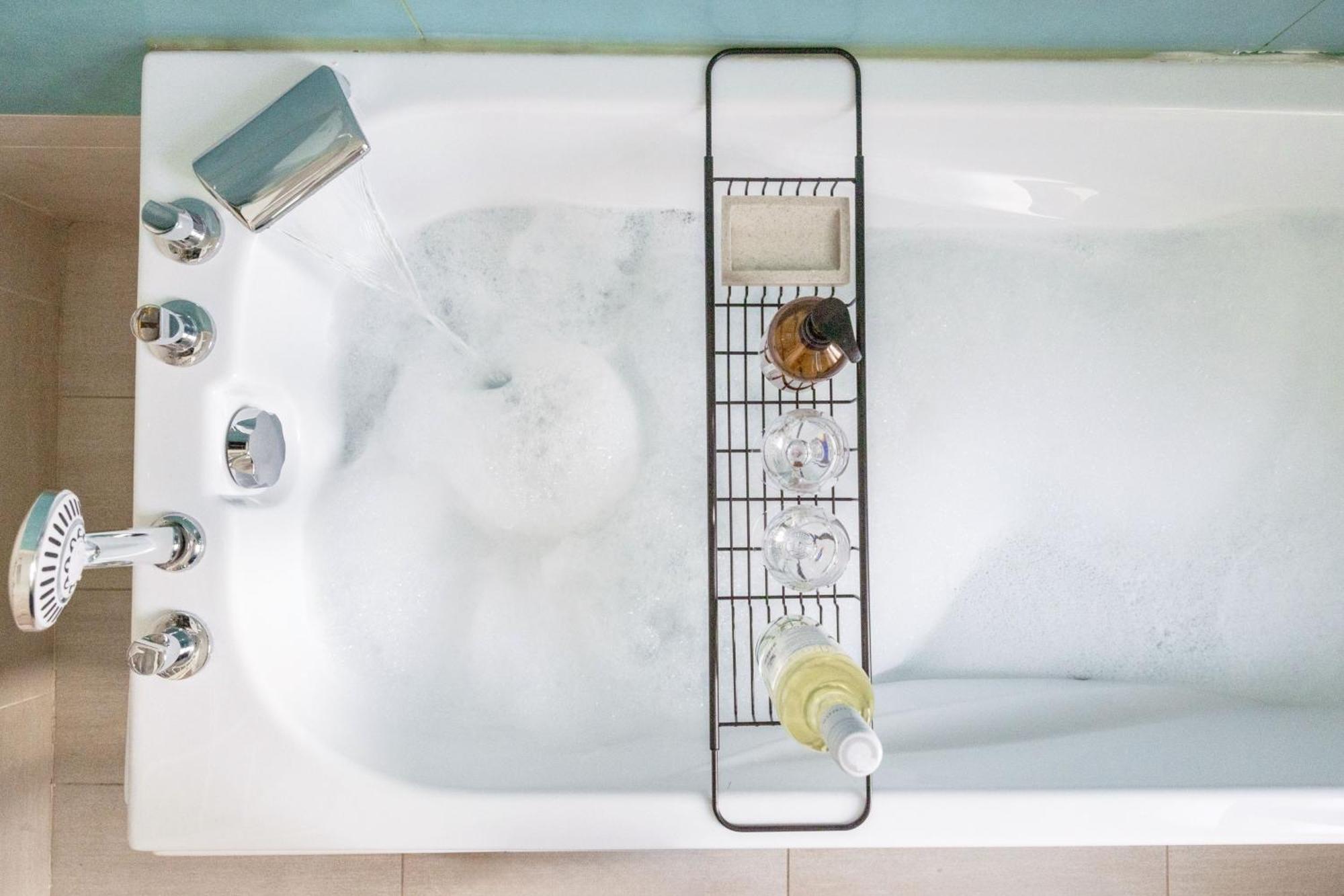 Wellness Retreat With Sauna & Jacuzzi - 1 Min To Opera บูดาเปสต์ ภายนอก รูปภาพ
