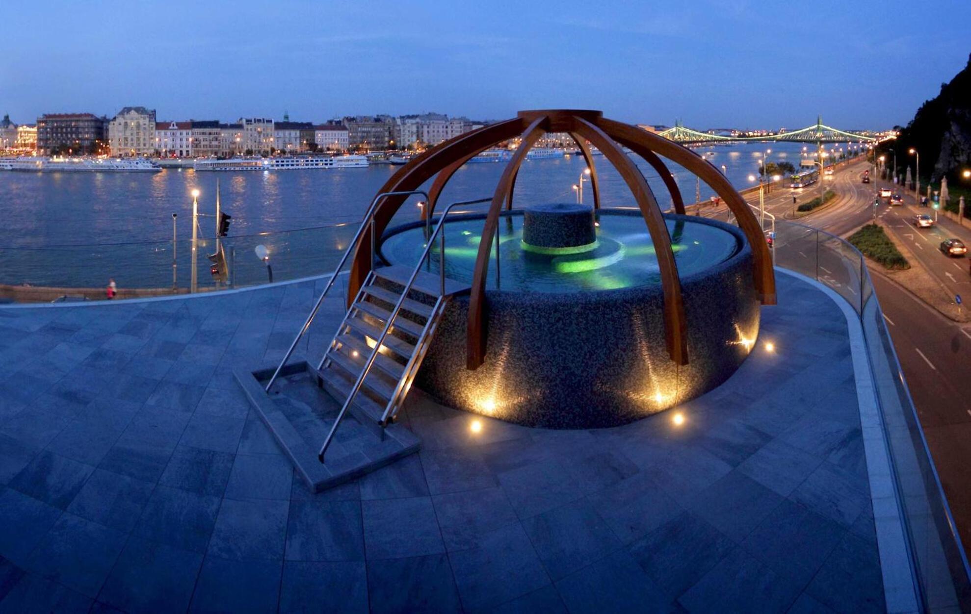Wellness Retreat With Sauna & Jacuzzi - 1 Min To Opera บูดาเปสต์ ภายนอก รูปภาพ